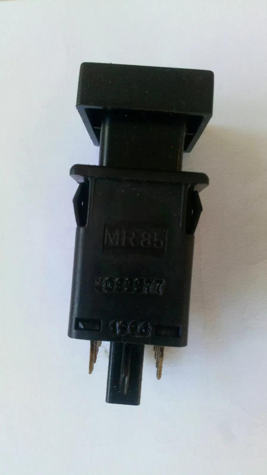 SAAB 9000 fog light switch part no:4085577