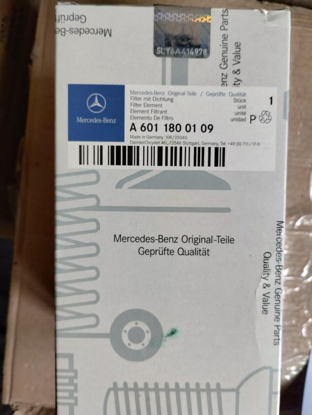 ORIGINAL Mercedes, oil filter No : A6011800109