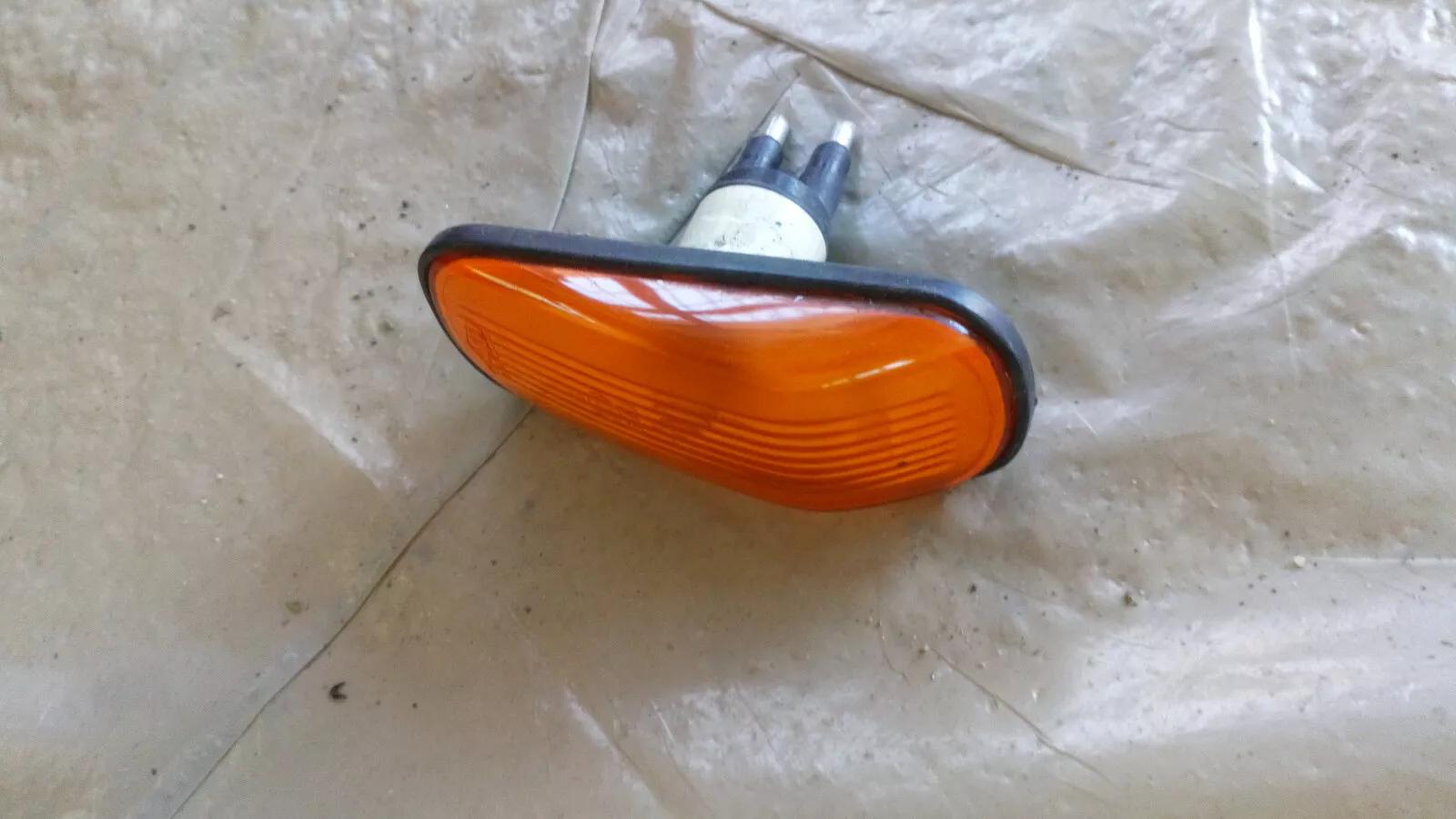 SAAB 9000 Seitenblinker original, Orange. Nr: 9124132