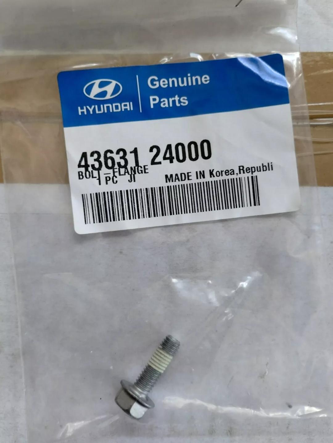 Genuine Hyundai, screw. 3 pcs.Nr: 4363124000